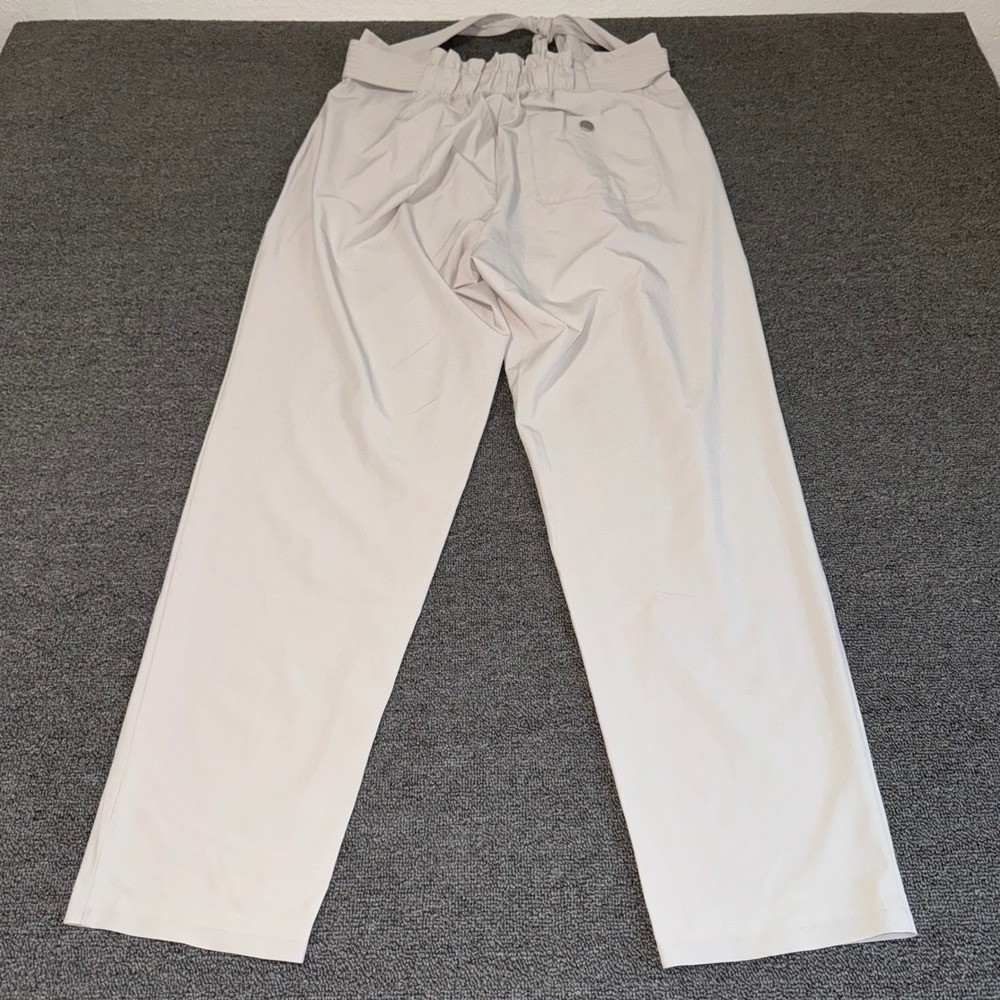 Athleta Skyline Pant II Beige Paperbag Waist Straight Leg Travel Trousers Size 8